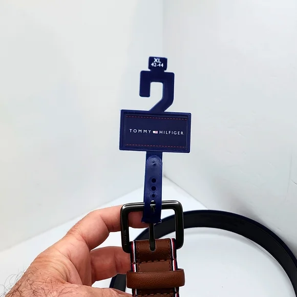 ⭐️TOMMY HILFIGER 💯 BROWN BELT, 42-44 XL - Picture 3 of 9